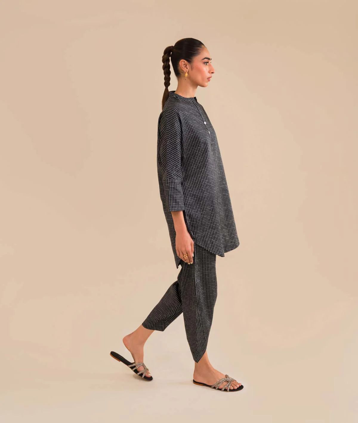 Onyx by Sahar