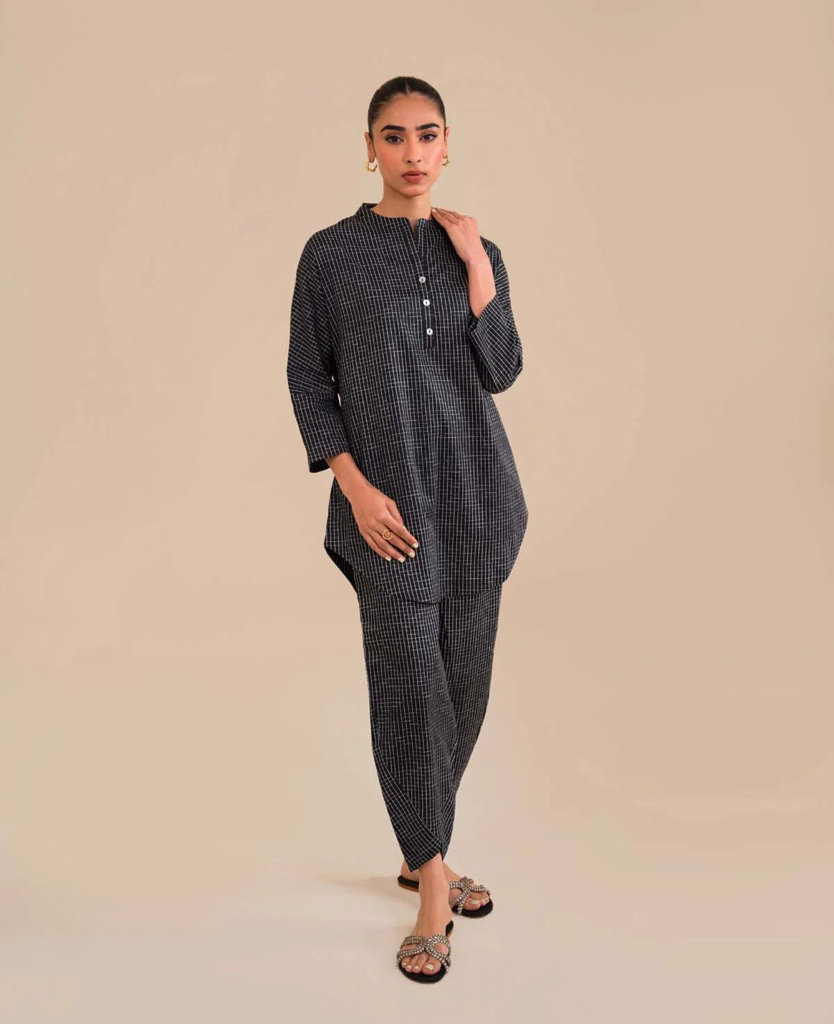 Onyx by Sahar